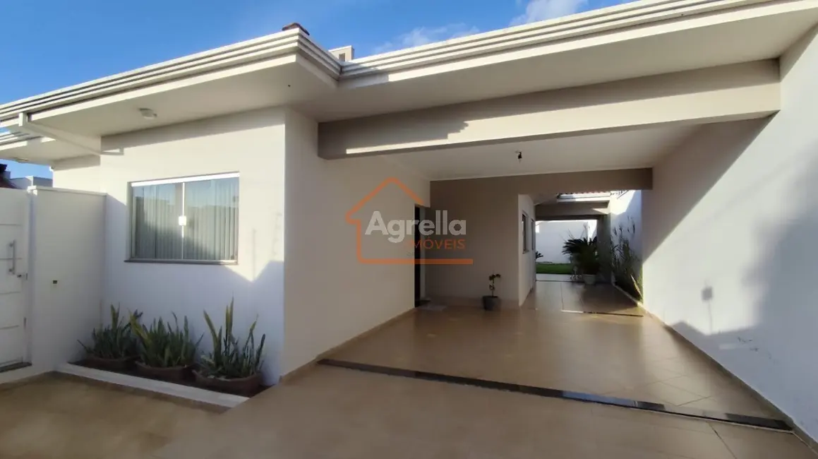 Foto 1 de Casa com 3 quartos à venda, 168m2 em Jardim Patrícia, Mogi Mirim - SP