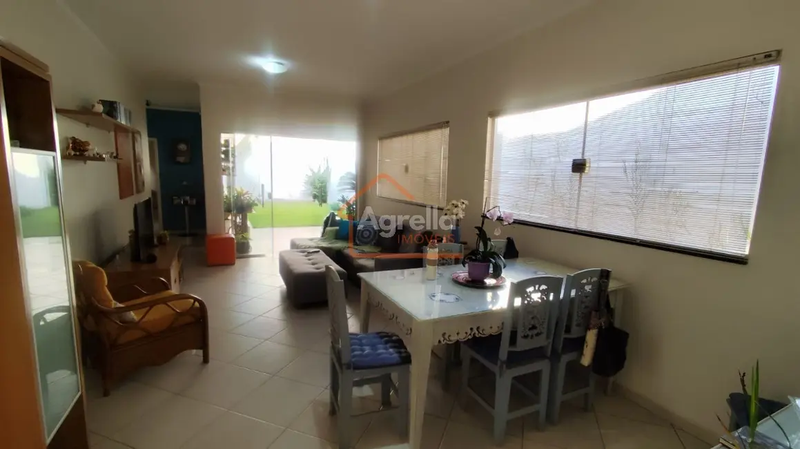 Foto 8 de Casa com 3 quartos à venda, 168m2 em Jardim Patrícia, Mogi Mirim - SP