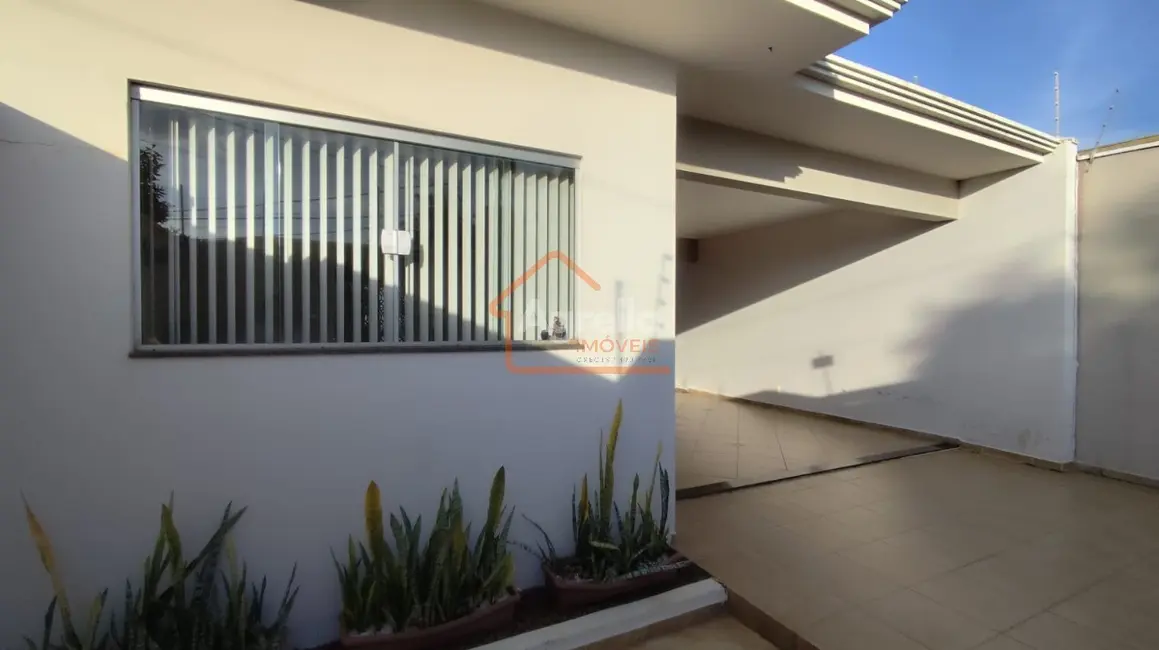 Foto 2 de Casa com 3 quartos à venda, 168m2 em Jardim Patrícia, Mogi Mirim - SP