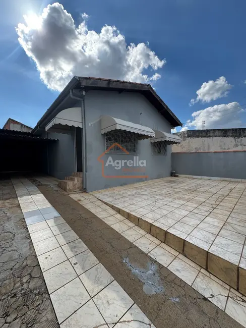 Foto 1 de Casa com 3 quartos à venda, 300m2 em Jardim Hedy, Mogi Guacu - SP