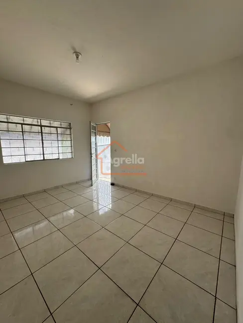 Foto 2 de Casa com 3 quartos à venda, 300m2 em Jardim Hedy, Mogi Guacu - SP