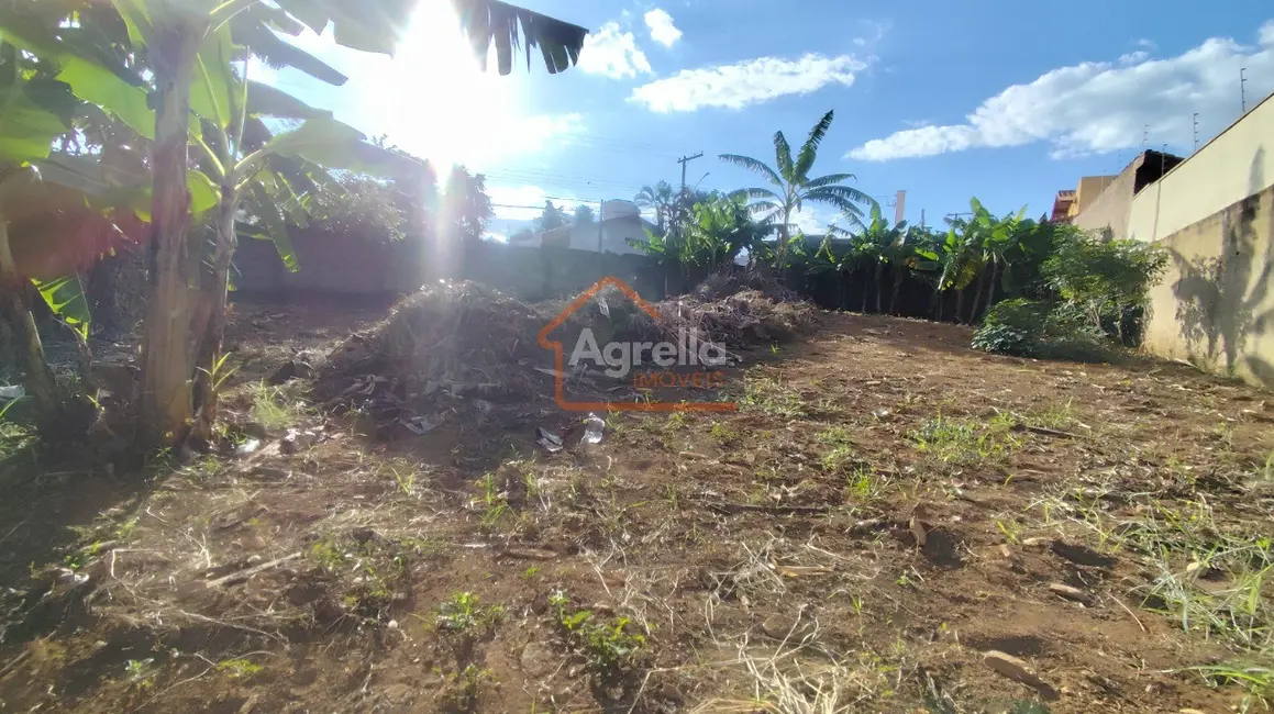 Foto 1 de Terreno / Lote à venda, 339m2 em Parque Residencial Cambuí, Mogi Guacu - SP