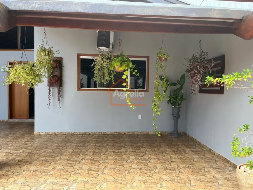 Foto 6 de Casa com 3 quartos à venda, 160m2 em Jardim Silvania, Mogi Mirim - SP