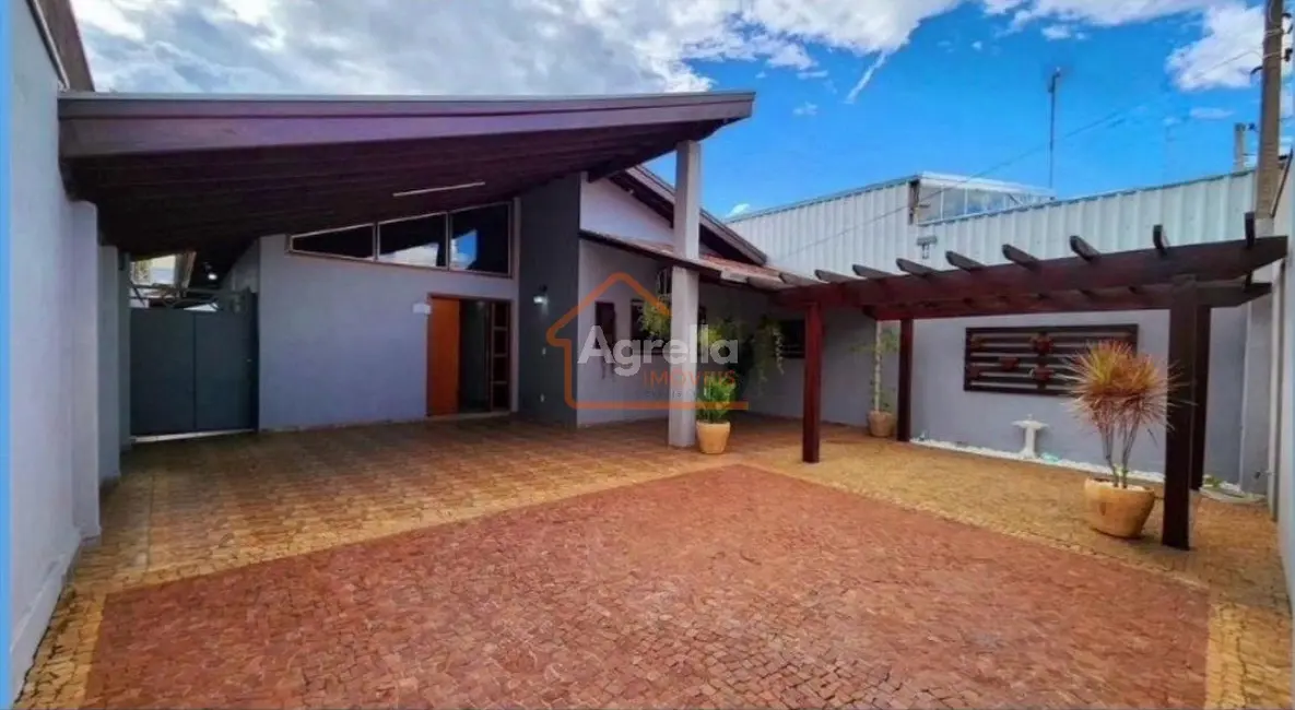 Foto 1 de Casa com 3 quartos à venda, 160m2 em Jardim Silvania, Mogi Mirim - SP