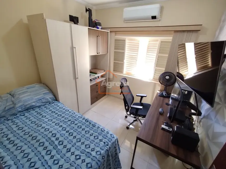 Foto 5 de Casa com 3 quartos à venda, 160m2 em Jardim Itapema, Mogi Mirim - SP