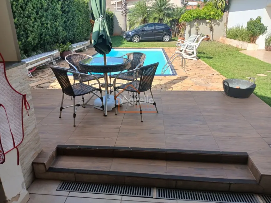 Foto 6 de Casa com 3 quartos à venda, 336m2 em Jardim Planalto Verde, Mogi Guacu - SP