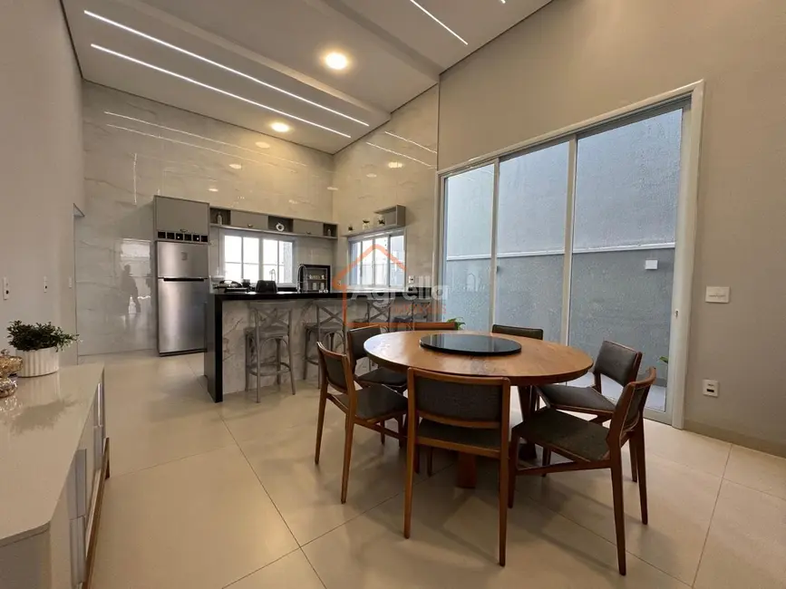 Foto 1 de Casa com 3 quartos à venda, 180m2 em Residencial do Bosque, Mogi Mirim - SP