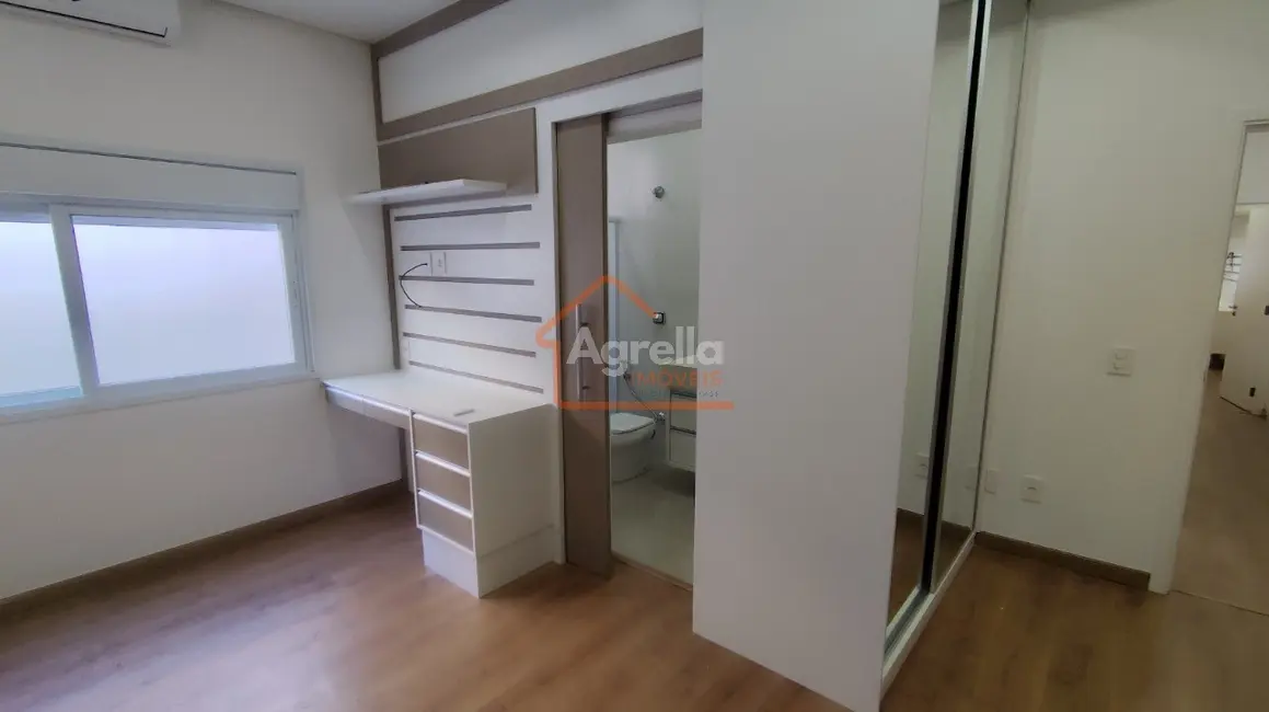 Foto 9 de Casa de Condomínio com 3 quartos à venda, 237m2 em Mogi Guacu - SP