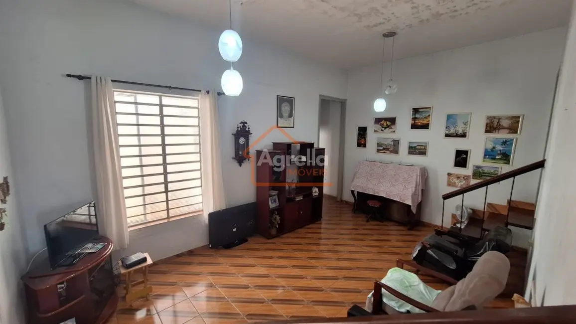 Foto 4 de Casa com 4 quartos à venda, 243m2 em Centro, Mogi Mirim - SP
