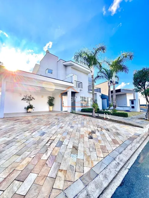 Foto 1 de Casa de Condomínio com 3 quartos à venda, 220m2 em Mogi Guacu - SP