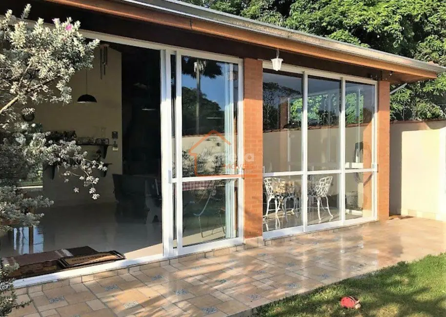 Foto 3 de Casa com 3 quartos à venda, 300m2 em Jardim Maria Beatriz, Mogi Mirim - SP