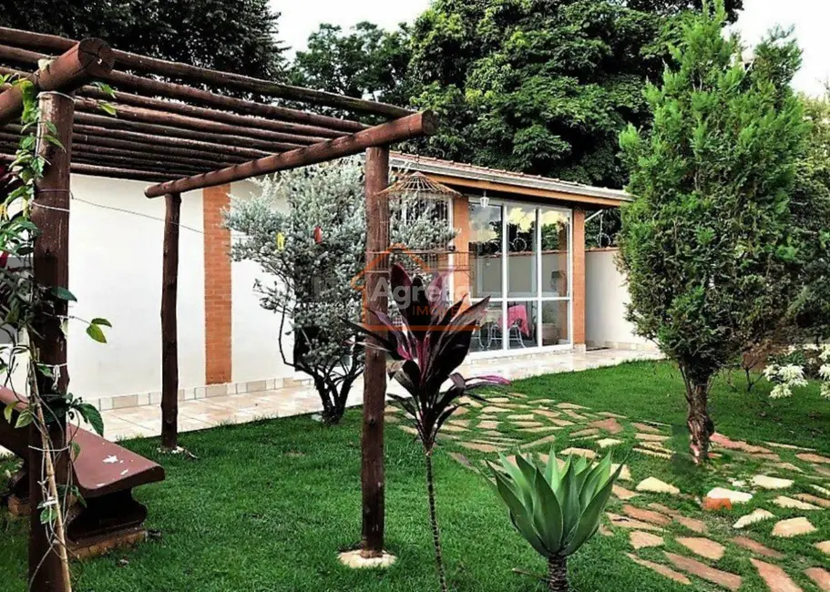Foto 2 de Casa com 3 quartos à venda, 300m2 em Jardim Maria Beatriz, Mogi Mirim - SP
