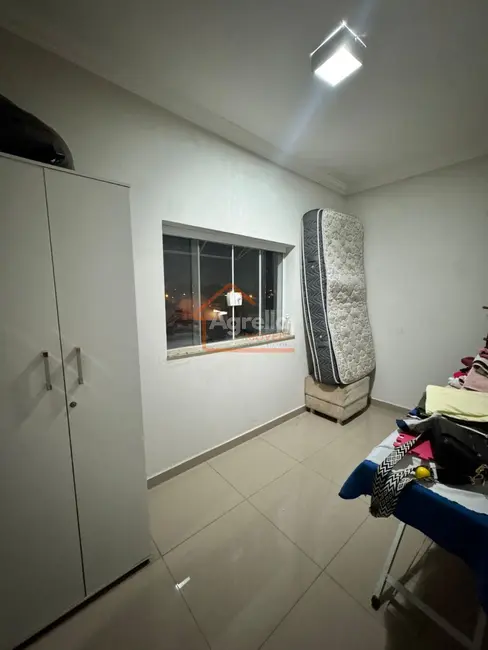Casa com 3 quartos à venda, 217m2 em Jardim Jacira, Mogi Guacu - SP - imagem 9 Foto 9 de Casa com 3 quartos à venda, 217m2 em Jardim Jacira, Mogi Guacu - SP