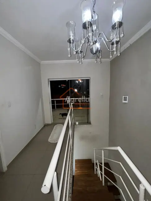Casa com 3 quartos à venda, 217m2 em Jardim Jacira, Mogi Guacu - SP - imagem 7 Foto 7 de Casa com 3 quartos à venda, 217m2 em Jardim Jacira, Mogi Guacu - SP