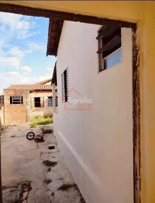 Foto 3 de Casa com 2 quartos à venda, 250m2 em Parque das Laranjeiras, Mogi Mirim - SP