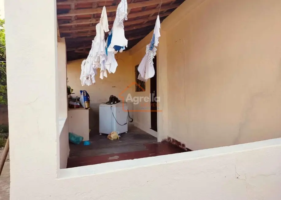 Foto 5 de Casa com 2 quartos à venda, 250m2 em Parque das Laranjeiras, Mogi Mirim - SP