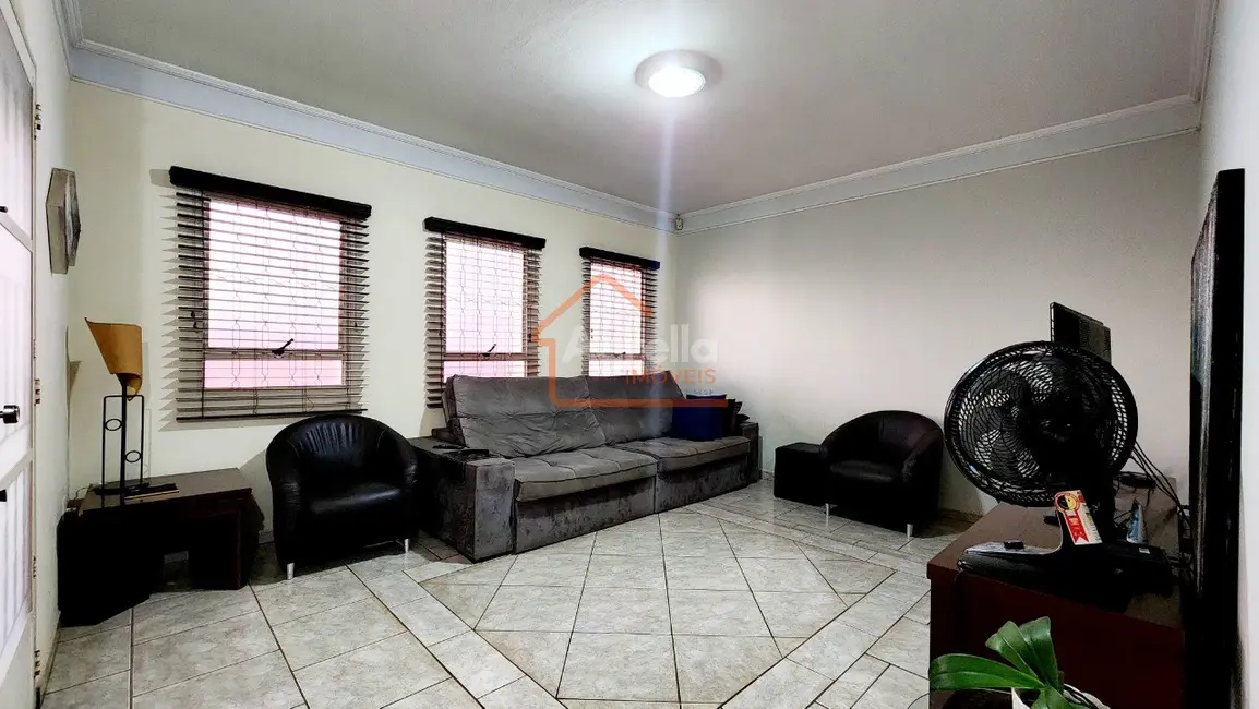 Foto 3 de Casa com 3 quartos à venda, 208m2 em Jardim Murayama, Mogi Mirim - SP