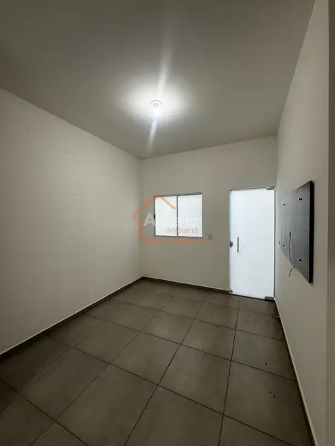 Foto 3 de Casa de Condomínio com 2 quartos à venda, 49m2 em Chácara Pantanal Engenho Velho, Mogi Guacu - SP