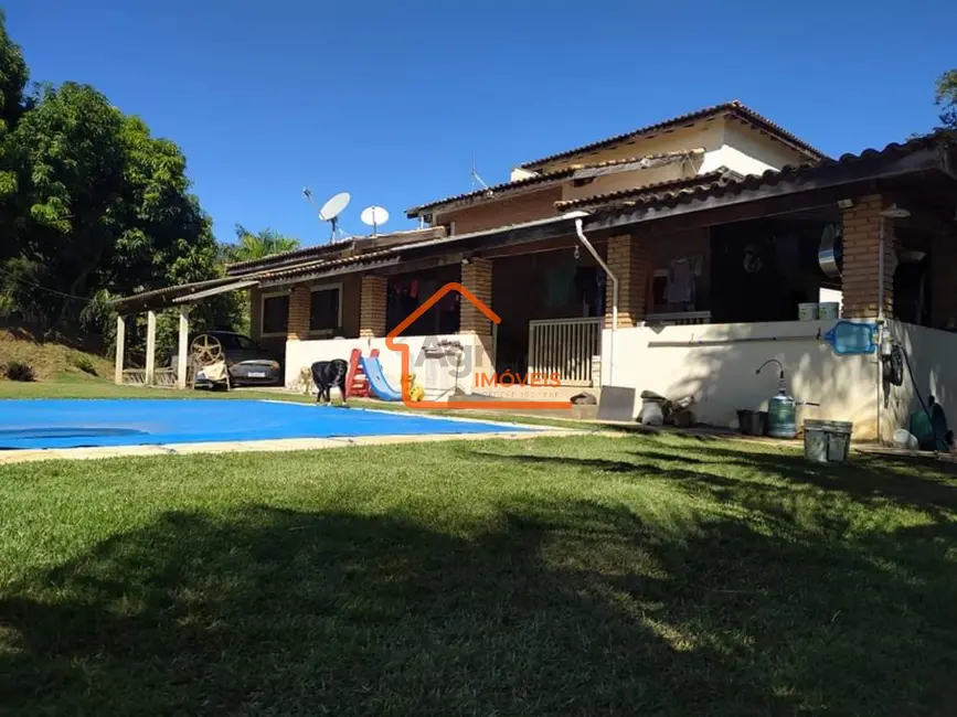 Foto 1 de Sítio / Rancho com 5 quartos à venda, 20000m2 em Jacutinga - MG