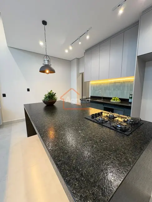 Foto 3 de Casa com 2 quartos à venda, 150m2 em Jardim Murilo, Mogi Guacu - SP