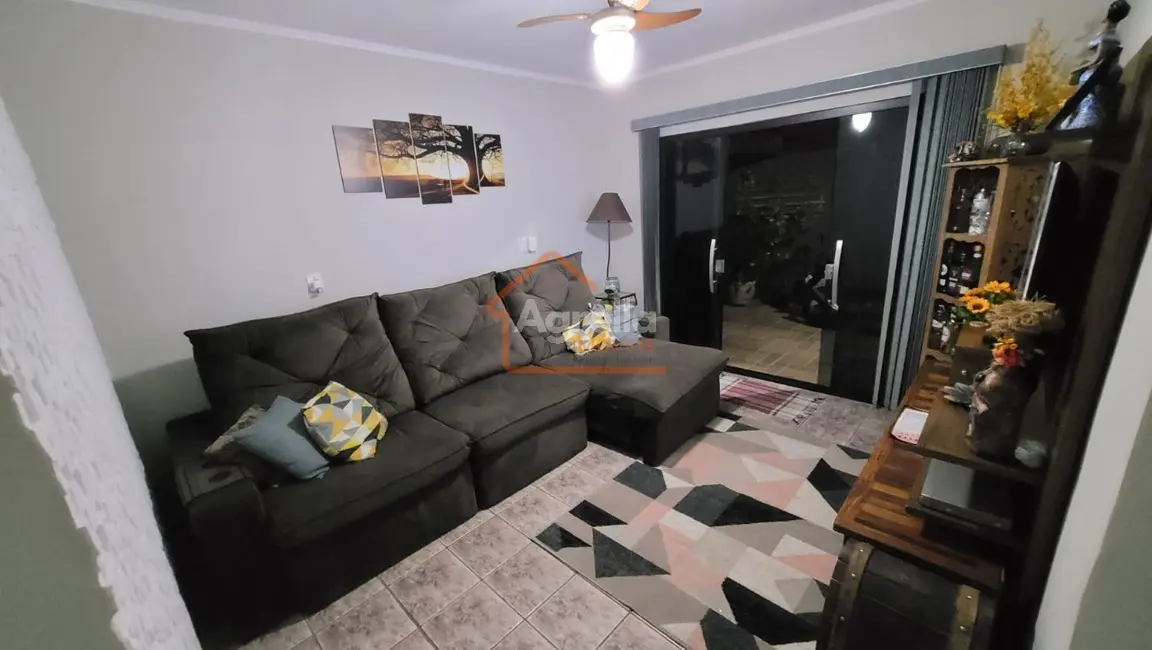 Casa com 3 quartos à venda, 264m2 em Jardim Flamboyant, Mogi Mirim - SP - imagem 2 Foto 2 de Casa com 3 quartos à venda, 264m2 em Jardim Flamboyant, Mogi Mirim - SP