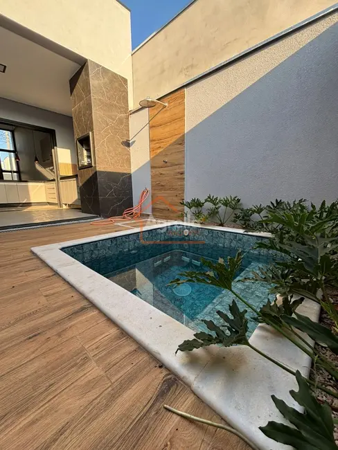 Foto 1 de Casa de Condomínio com 3 quartos à venda, 200m2 em Mogi Guacu - SP