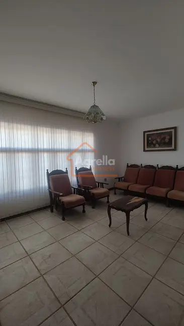 Foto 3 de Casa com 3 quartos à venda, 300m2 em Jardim Longatto, Mogi Mirim - SP