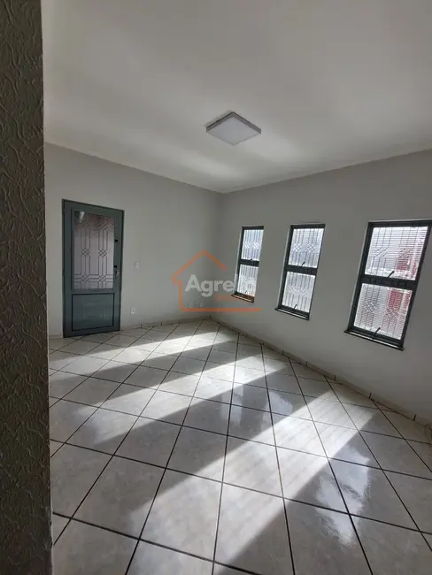 Foto 4 de Casa com 3 quartos à venda, 160m2 em Jardim Almira, Mogi Guacu - SP