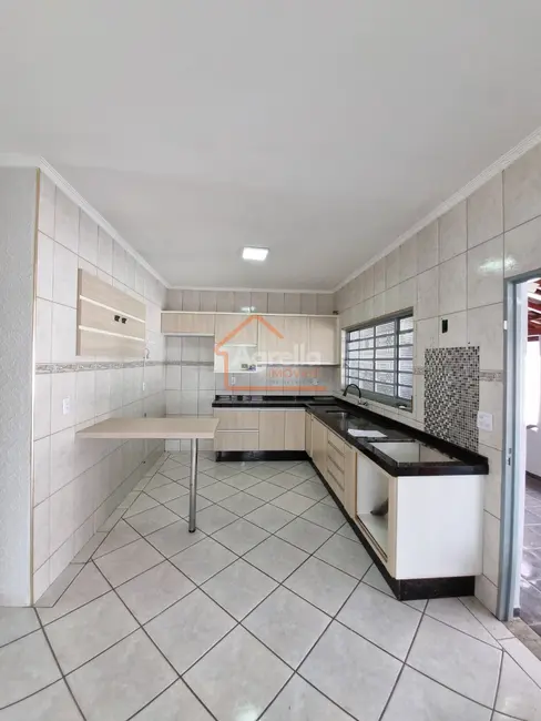 Foto 2 de Casa com 3 quartos à venda, 160m2 em Jardim Almira, Mogi Guacu - SP