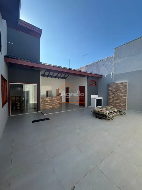 Foto 1 de Casa com 3 quartos à venda, 150m2 em Jardim Boa Vista, Mogi Guacu - SP