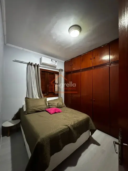 Foto 9 de Casa com 2 quartos à venda, 150m2 em Jardim Itamaraty, Mogi Guacu - SP