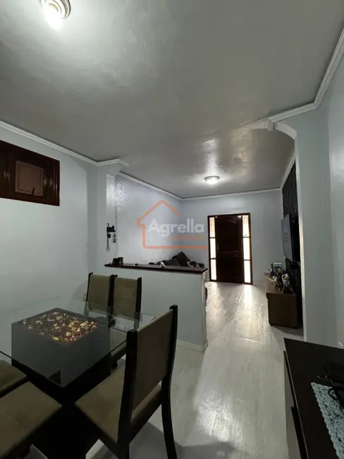 Foto 6 de Casa com 2 quartos à venda, 150m2 em Jardim Itamaraty, Mogi Guacu - SP