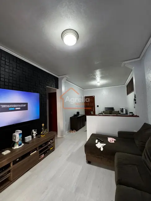 Foto 2 de Casa com 2 quartos à venda, 150m2 em Jardim Itamaraty, Mogi Guacu - SP