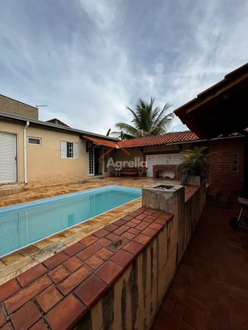 Foto 1 de Casa com 2 quartos à venda, 150m2 em Jardim Itamaraty, Mogi Guacu - SP