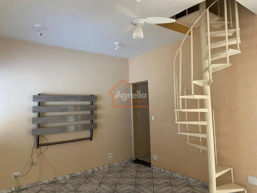 Foto 2 de Casa com 3 quartos à venda, 160m2 em Vila Dias, Mogi Mirim - SP