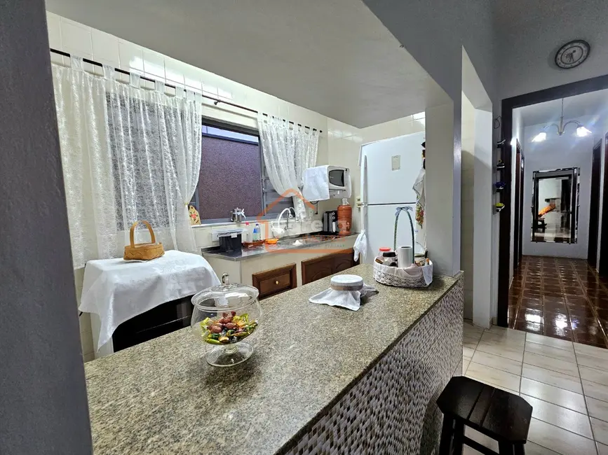 Foto 9 de Casa com 3 quartos à venda, 256m2 em Jardim Itamaraty, Mogi Guacu - SP