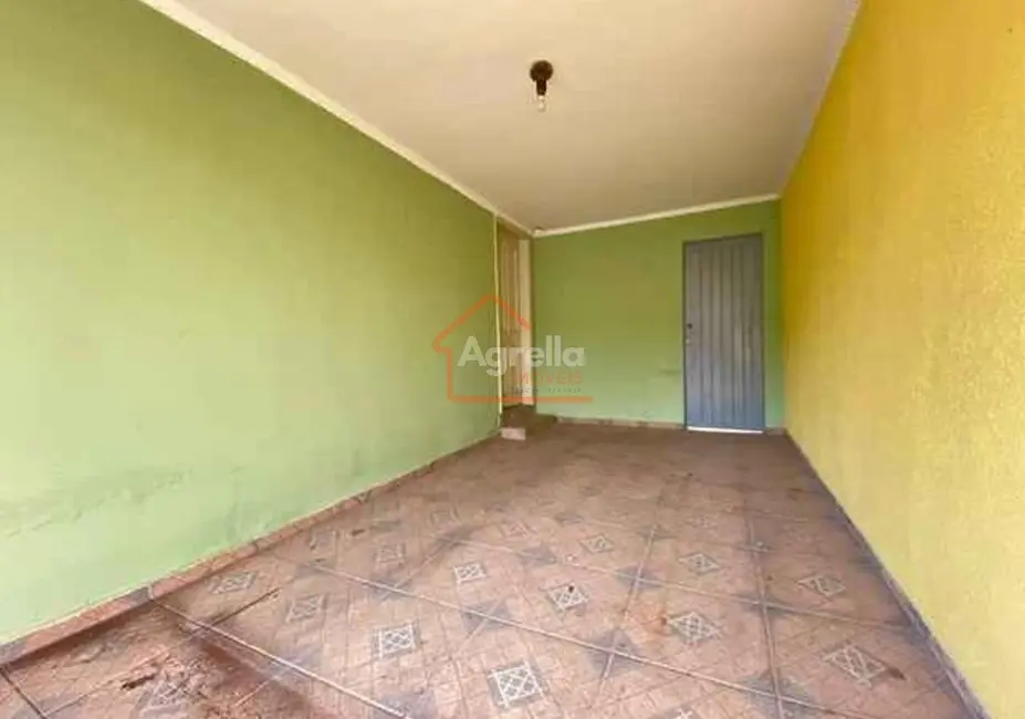 Foto 2 de Casa com 2 quartos à venda, 101m2 em Centro, Mogi Mirim - SP
