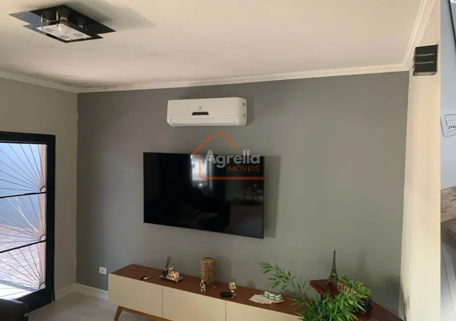 Foto 1 de Casa com 3 quartos à venda, 157m2 em Mogi Guacu - SP