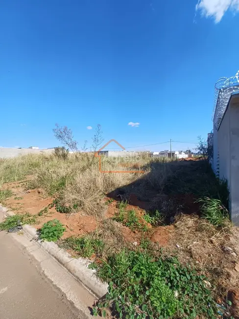 Foto 1 de Terreno / Lote à venda, 200m2 em Mogi Guacu - SP