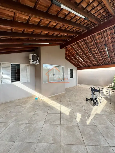 Foto 2 de Casa com 3 quartos à venda, 150m2 em Mogi Guacu - SP