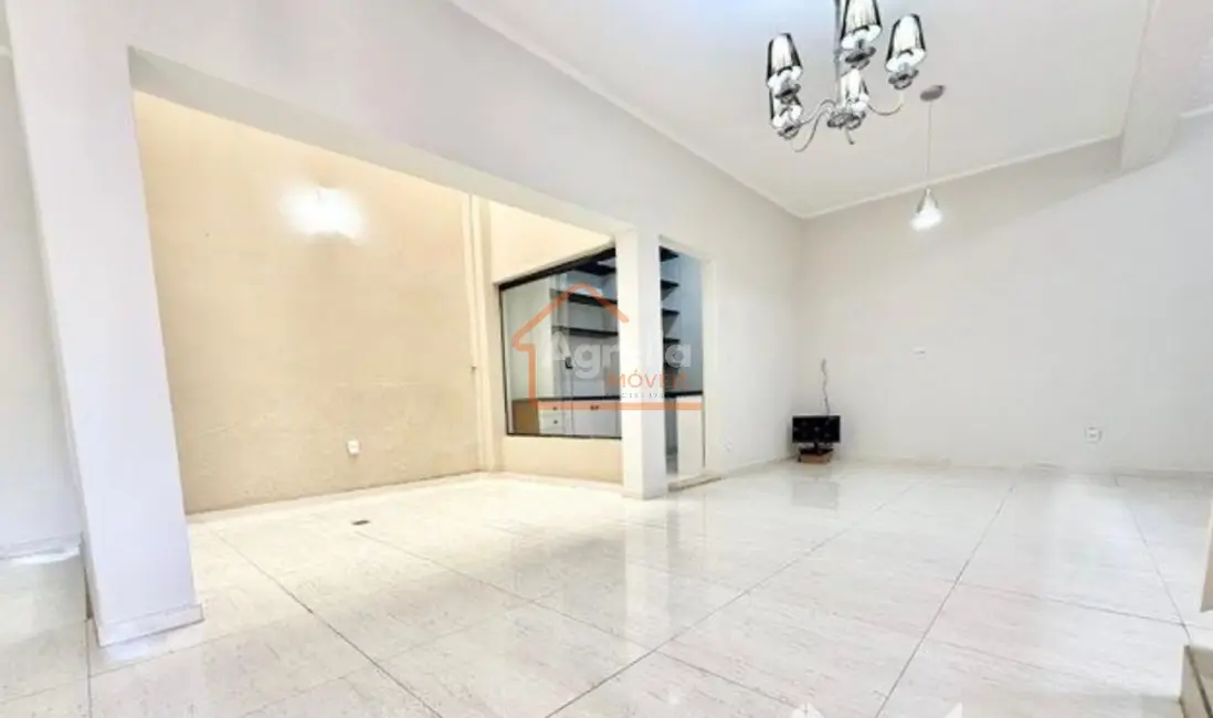 Foto 7 de Casa com 4 quartos à venda, 230m2 em Jardim Brasília, Mogi Mirim - SP