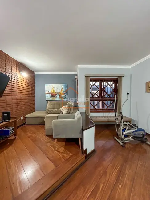 Foto 2 de Casa com 3 quartos à venda, 156m2 em Mogi Mirim - SP