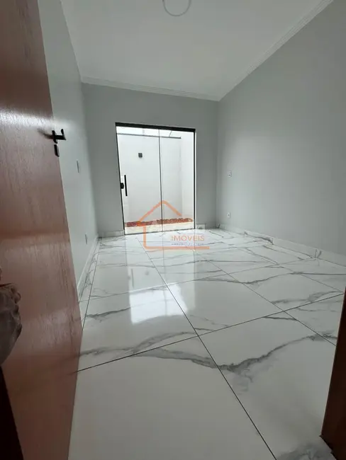 Foto 9 de Casa com 2 quartos à venda, 78m2 em Jardim Regina, Mogi Mirim - SP