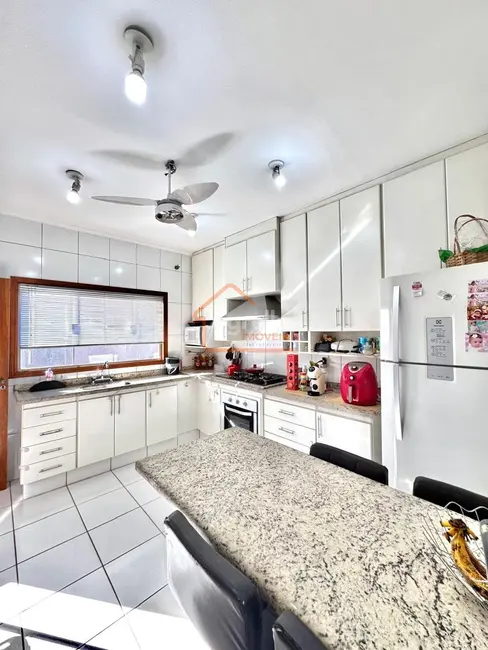 Foto 2 de Casa com 3 quartos à venda, 228m2 em Santa Cruz, Mogi Mirim - SP