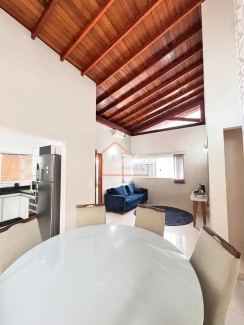 Foto 9 de Casa com 4 quartos à venda, 220m2 em Jardim Nazareth, Mogi Mirim - SP