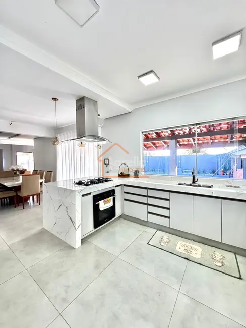 Foto 9 de Casa com 3 quartos à venda, 345m2 em Jardim Planalto Verde, Mogi Guacu - SP