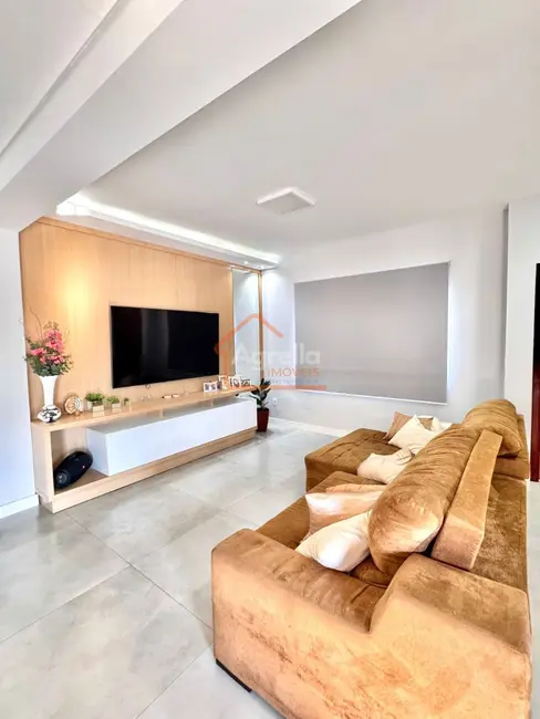 Foto 3 de Casa com 3 quartos à venda, 345m2 em Jardim Planalto Verde, Mogi Guacu - SP