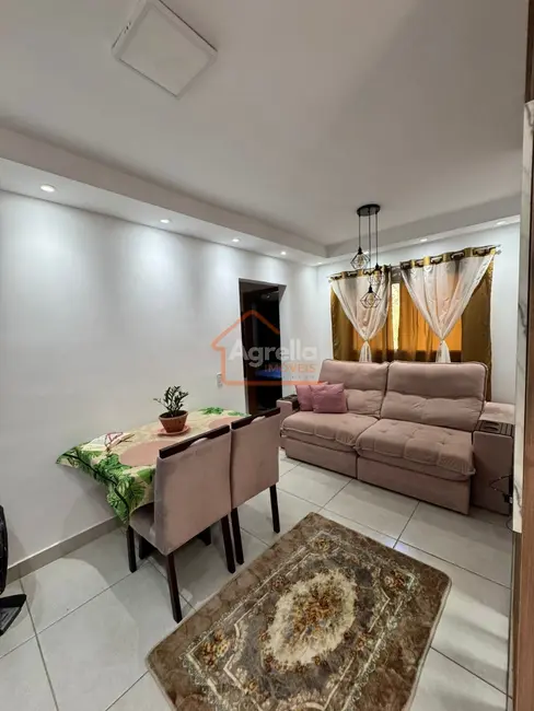 Foto 2 de Apartamento com 2 quartos à venda, 50m2 em Mogi Guacu - SP