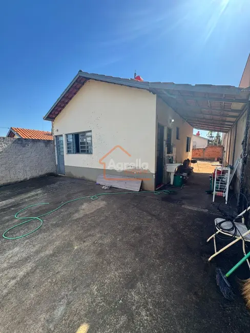 Foto 1 de Casa com 2 quartos à venda, 48m2 em Mogi Guacu - SP