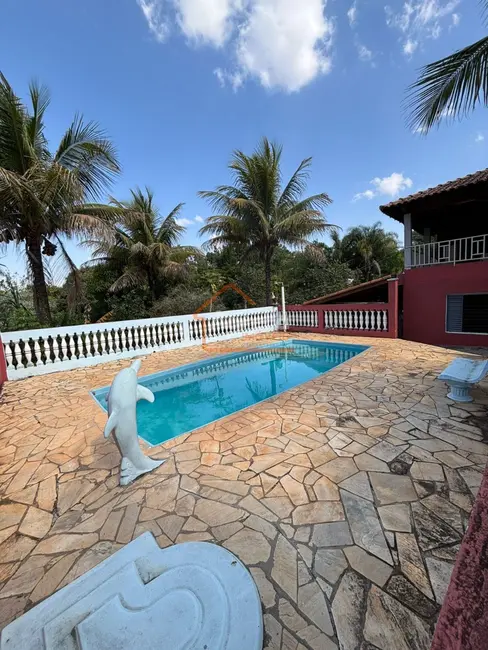 Chácara com 2 quartos à venda, 150m2 em Estiva Gerbi - SP - imagem 3 Foto 3 de Chácara com 2 quartos à venda, 150m2 em Estiva Gerbi - SP